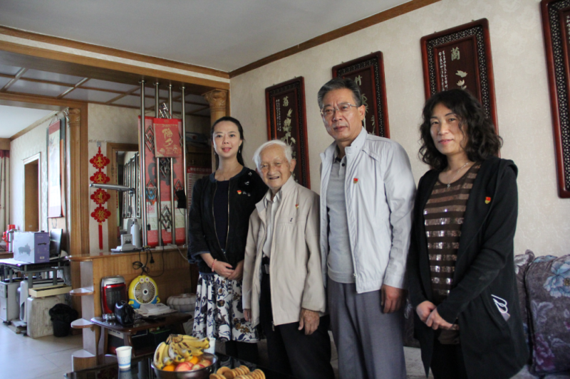 中共青海省第三建筑工程有限公司支部委員會(huì)開(kāi)展“走訪慰問(wèn)暖人心，紅色精神永傳承”活動(dòng)