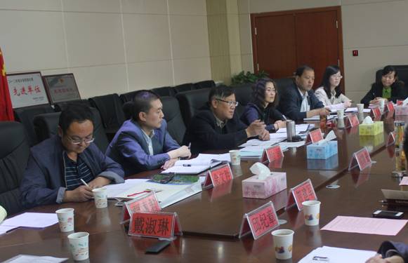 協(xié)調(diào)對(duì)接，有序推進(jìn)保稅物流中心項(xiàng)目建設(shè)
