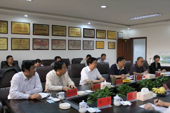 省委常委、副省長駱玉林實(shí)地考察物產(chǎn)集團(tuán)“雙百”行動(dòng)重點(diǎn)項(xiàng)目